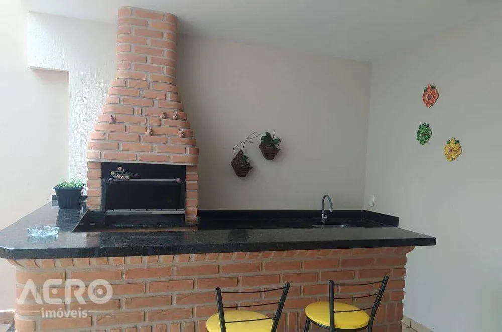Casa, 3 quartos, 216 m² - Foto 3