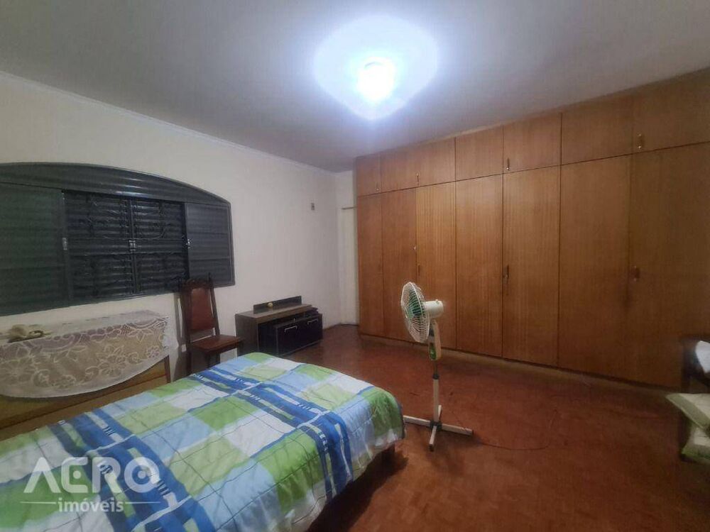 Casa, 4 quartos, 260 m² - Foto 12