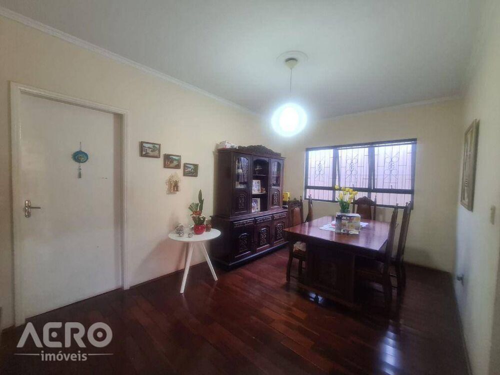 Casa, 4 quartos, 260 m² - Foto 19