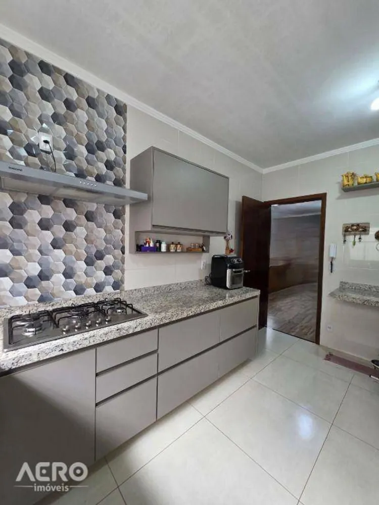 Casa, 3 quartos, 124 m² - Foto 8