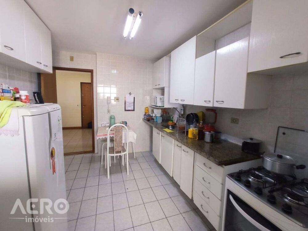 Apartamento à venda com 3 quartos, 92m² - Foto 10