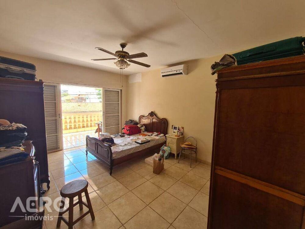Casa, 3 quartos, 335 m² - Foto 15