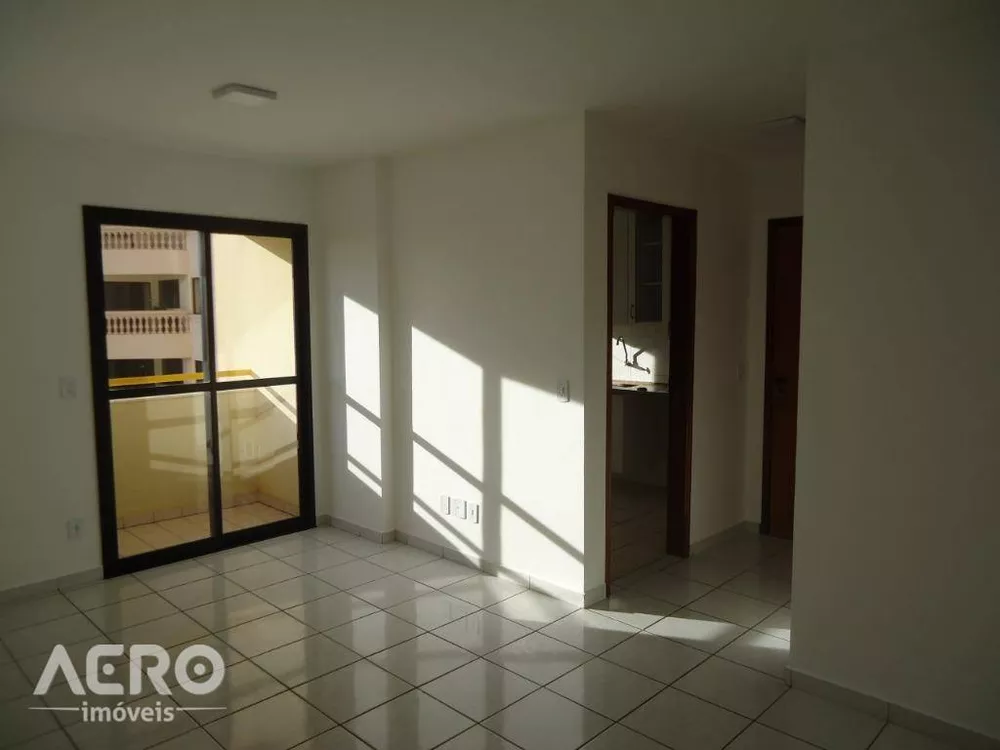 Apartamento à venda com 3 quartos, 75m² - Foto 3