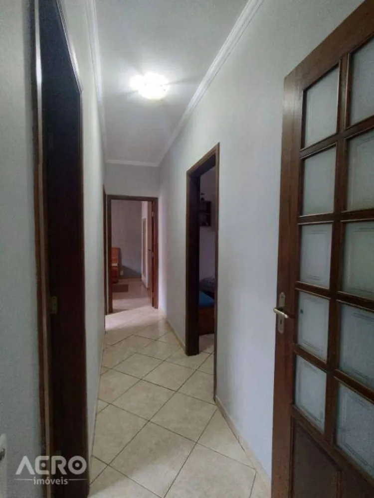 Casa, 3 quartos, 169 m² - Foto 1