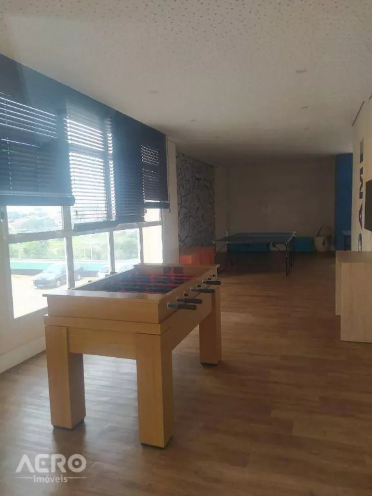 Apartamento à venda com 3 quartos, 78m² - Foto 2