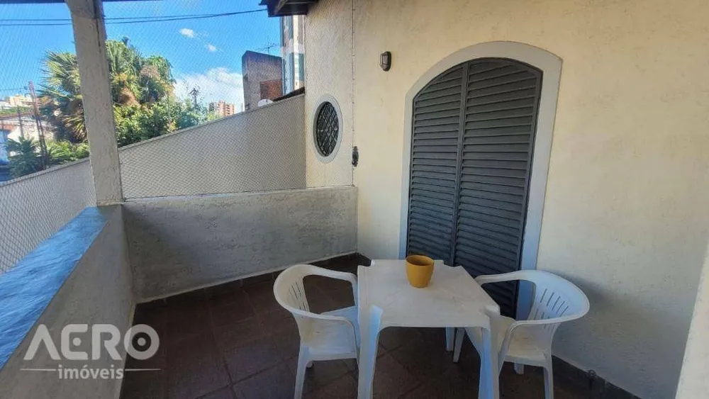 Casa, 4 quartos, 229 m² - Foto 4