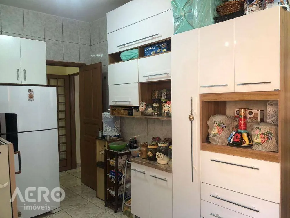 Casa, 4 quartos, 223 m² - Foto 5