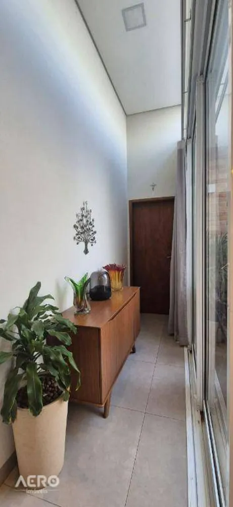Casa, 3 quartos, 146 m² - Foto 1