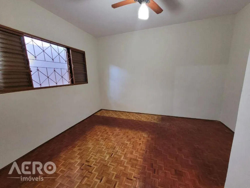 Casa, 3 quartos, 115 m² - Foto 1