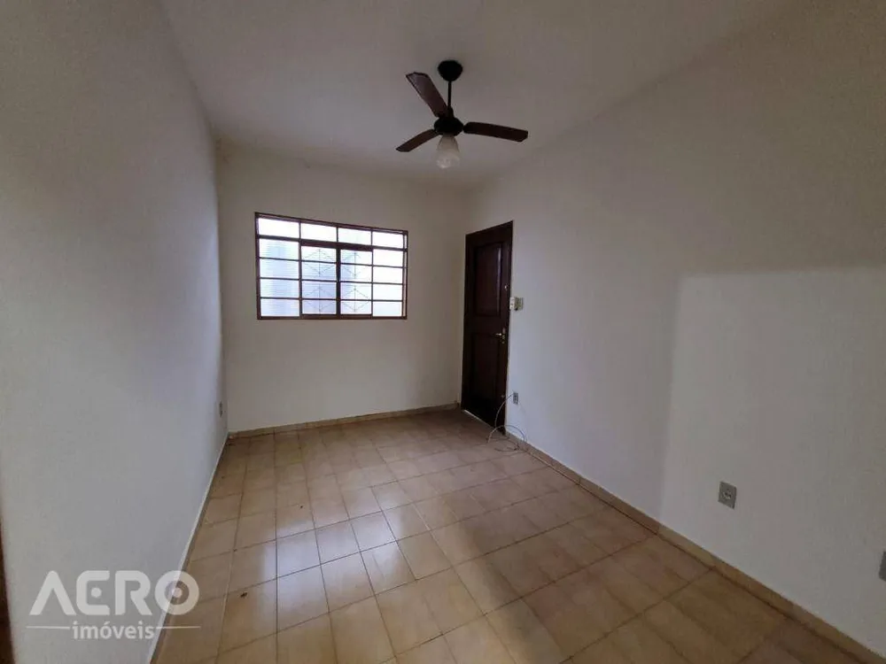 Casa, 3 quartos, 115 m² - Foto 2