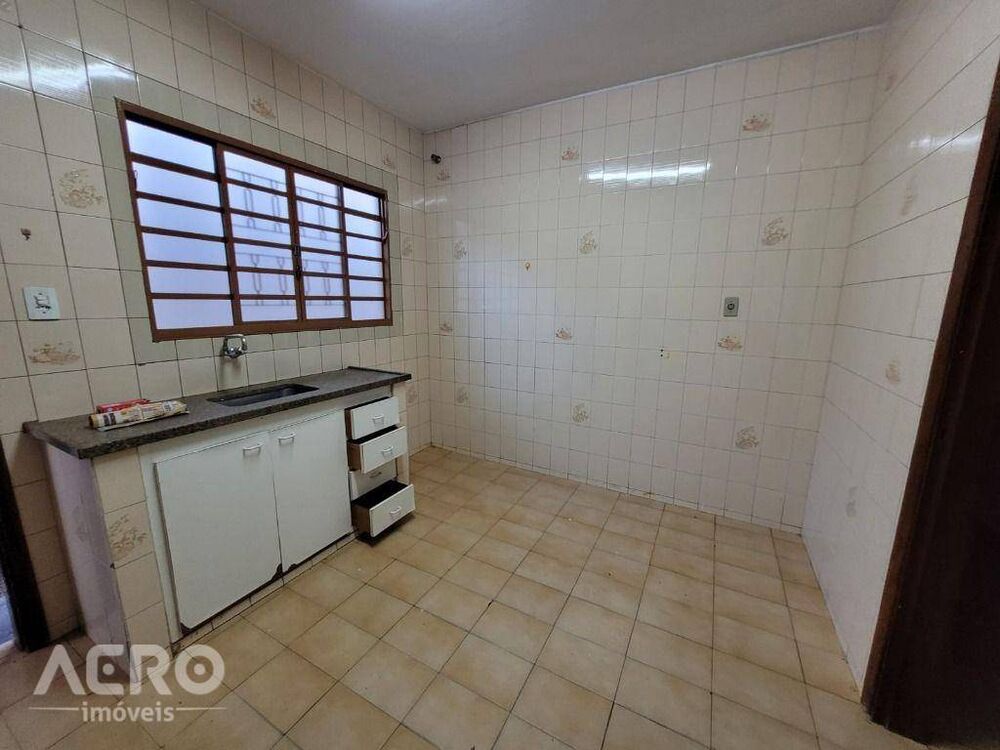 Casa, 3 quartos, 115 m² - Foto 5