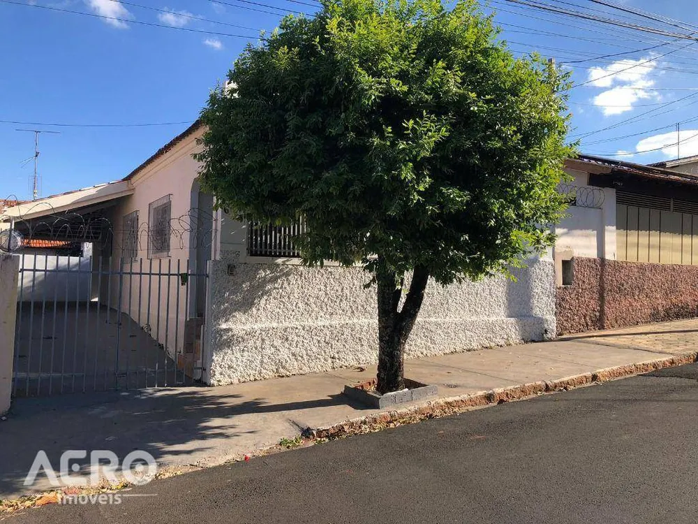 Casa, 2 quartos, 108 m² - Foto 1