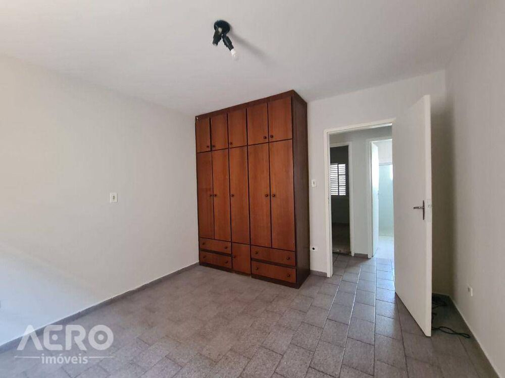 Casa, 3 quartos, 188 m² - Foto 2