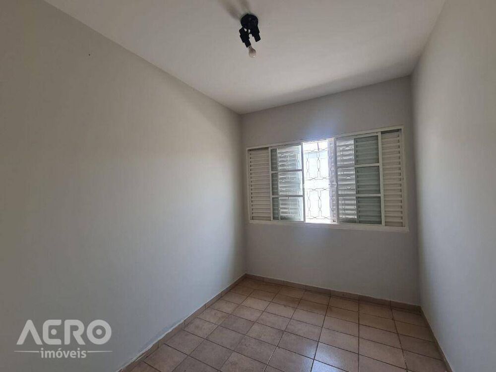 Casa, 3 quartos, 188 m² - Foto 3