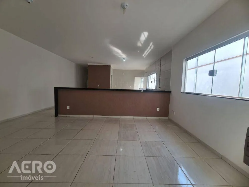 Casa, 3 quartos, 190 m² - Foto 3