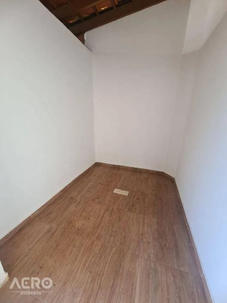 Casa, 3 quartos, 190 m² - Foto 2