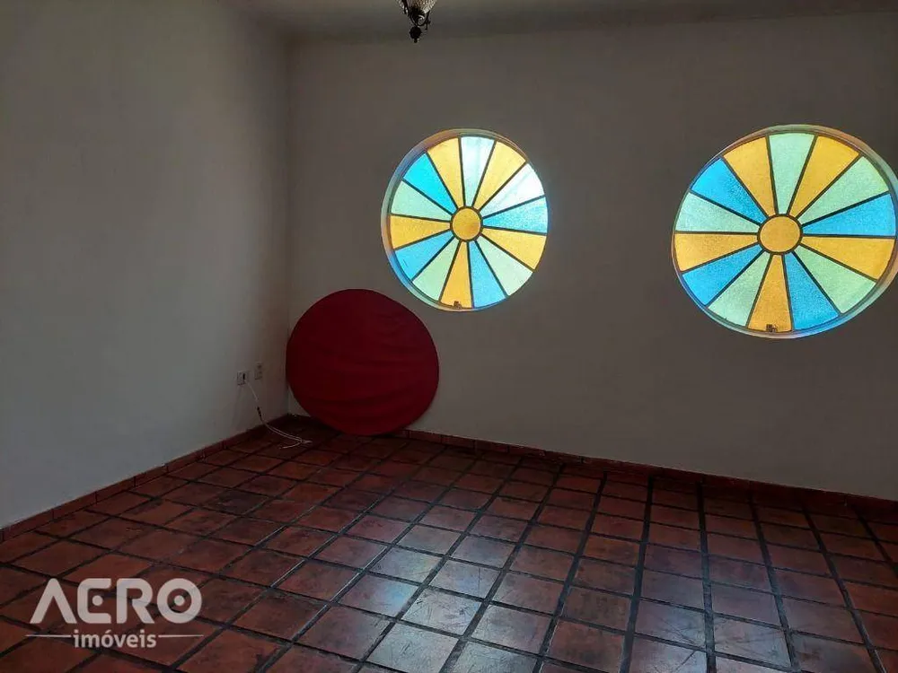 Casa, 3 quartos, 156 m² - Foto 4