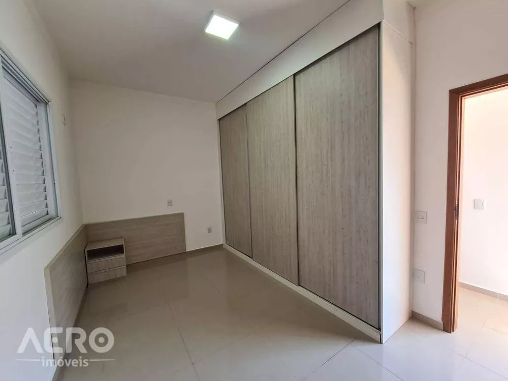 Casa de Condomínio à venda com 3 quartos, 240m² - Foto 3