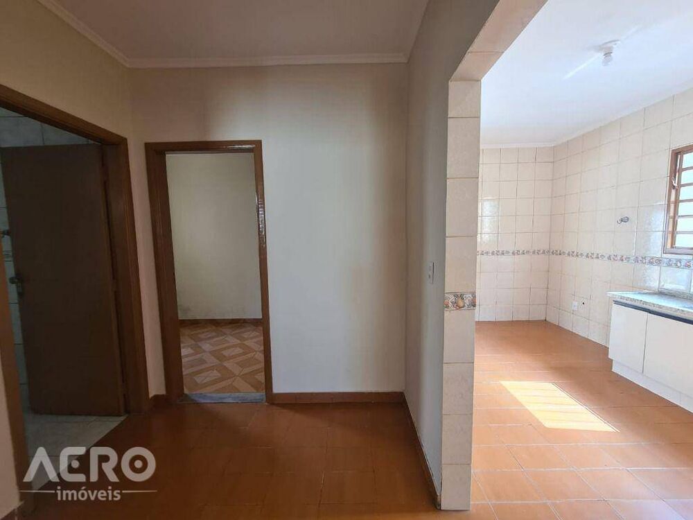 Casa à venda com 3 quartos, 89m² - Foto 4