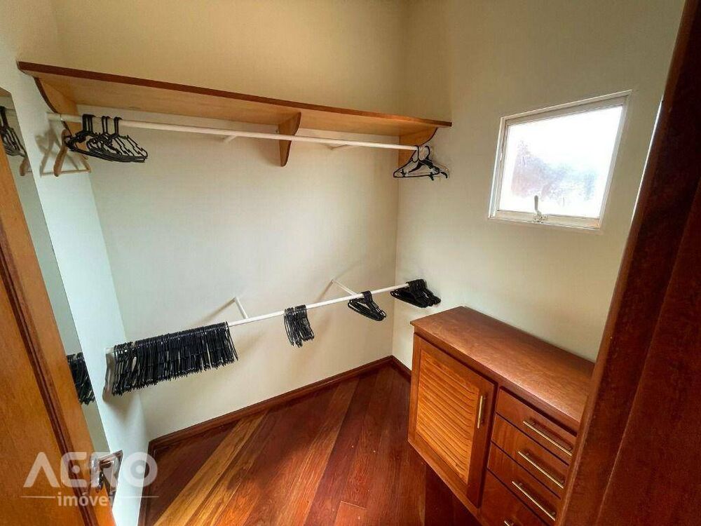 Casa de Condomínio para alugar com 4 quartos, 410m² - Foto 16