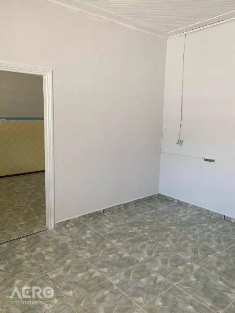 Casa para alugar com 3 quartos, 261m² - Foto 7