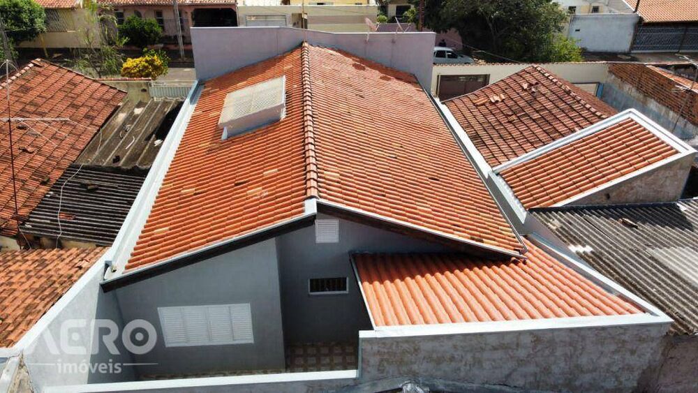 Casa à venda com 3 quartos, 170m² - Foto 4