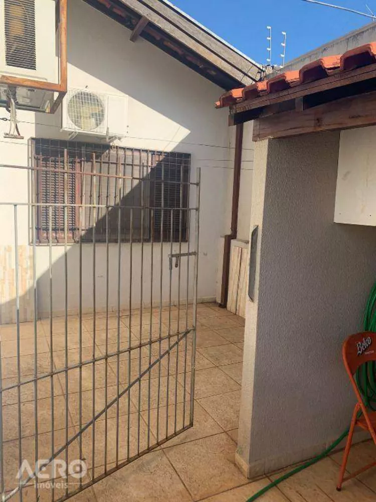 Casa à venda com 3 quartos, 234m² - Foto 24