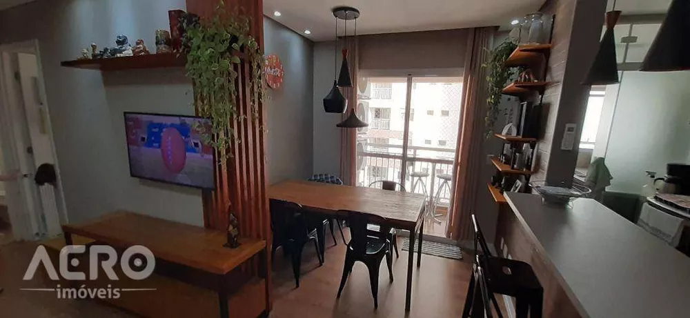 Apartamento à venda com 2 quartos, 62m² - Foto 1