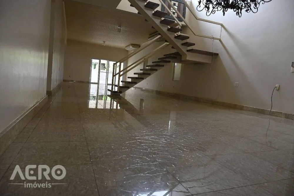 Casa, 5 quartos, 591 m² - Foto 2