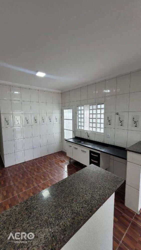 Casa à venda com 2 quartos, 68m² - Foto 15