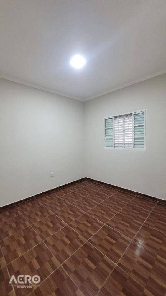 Casa à venda com 2 quartos, 68m² - Foto 18