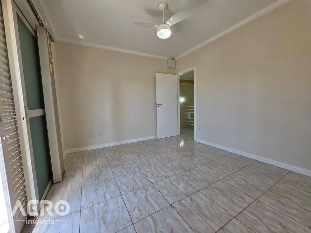 Casa, 4 quartos, 254 m² - Foto 10