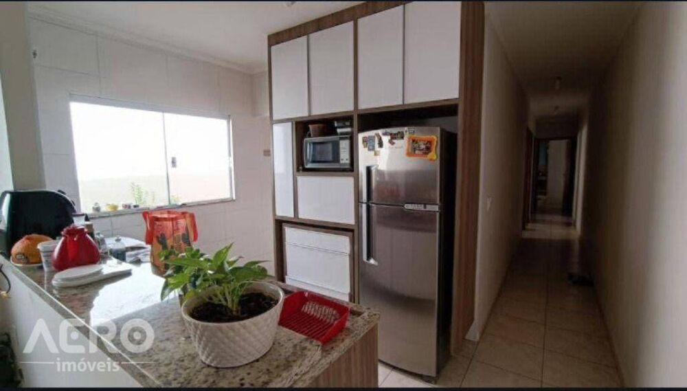 Casa, 3 quartos, 100 m² - Foto 1