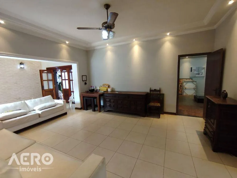 Casa, 4 quartos, 300 m² - Foto 11
