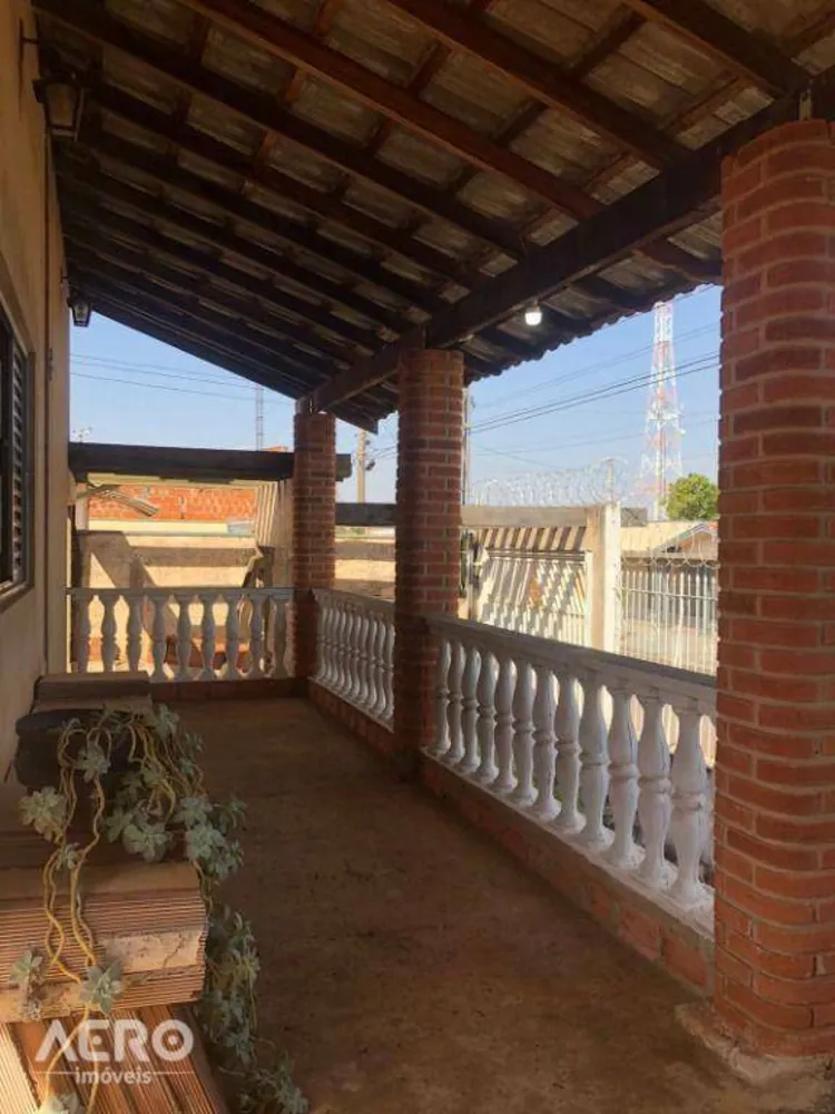 Casa, 4 quartos, 227 m² - Foto 2
