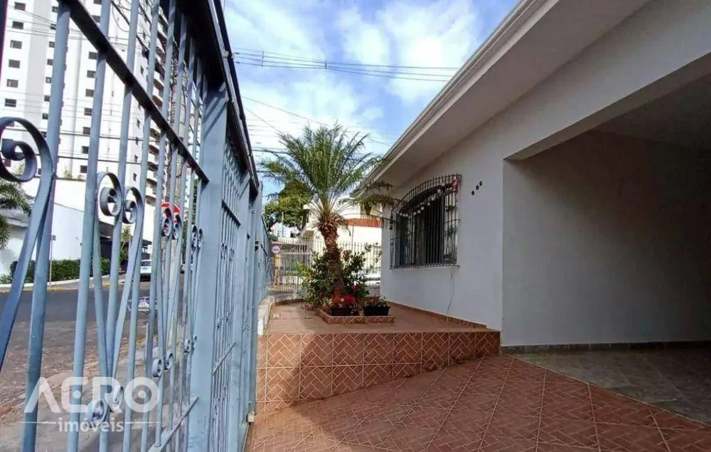 Casa, 3 quartos, 196 m² - Foto 1