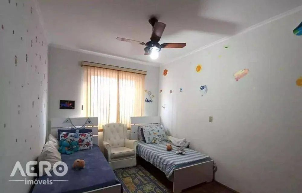 Casa, 3 quartos, 196 m² - Foto 6
