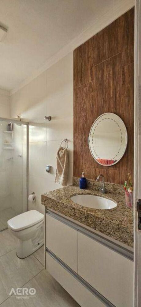Casa à venda com 4 quartos, 245m² - Foto 21