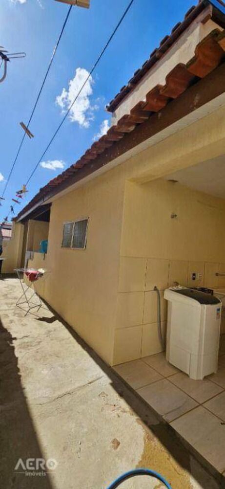 Casa à venda com 4 quartos, 245m² - Foto 14