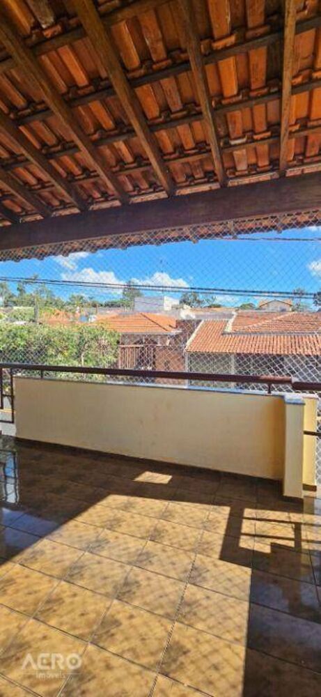 Casa à venda com 4 quartos, 245m² - Foto 41