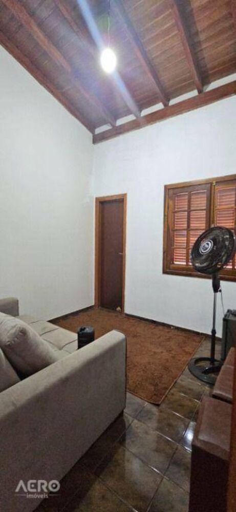 Casa à venda com 4 quartos, 245m² - Foto 34