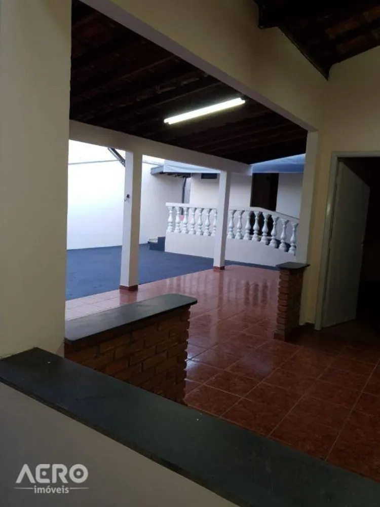 Casa, 6 quartos, 218 m² - Foto 3