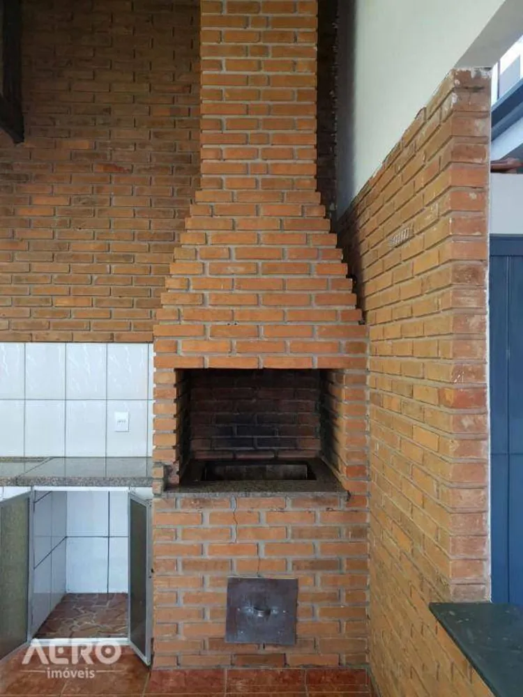 Casa, 6 quartos, 218 m² - Foto 5