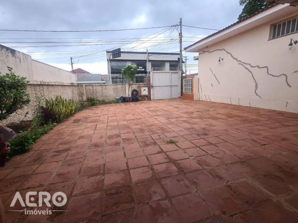 Casa, 3 quartos, 2230 m² - Foto 2