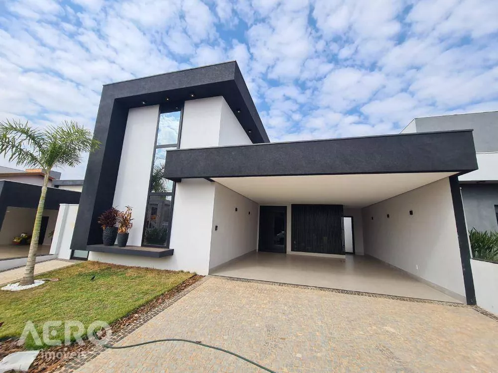 Casa de Condomínio à venda com 3 quartos, 225m² - Foto 2