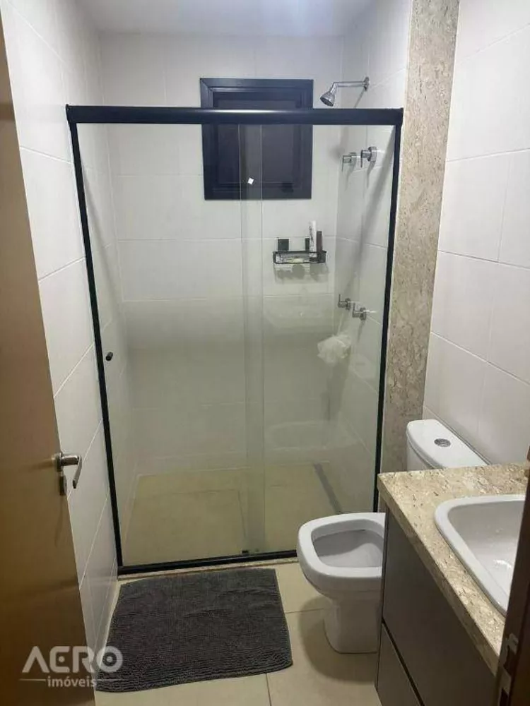 Apartamento à venda com 2 quartos, 64m² - Foto 2