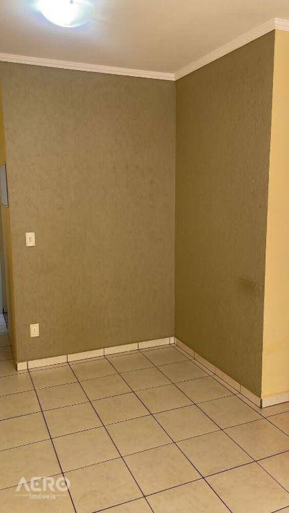 Apartamento à venda com 2 quartos, 48m² - Foto 2