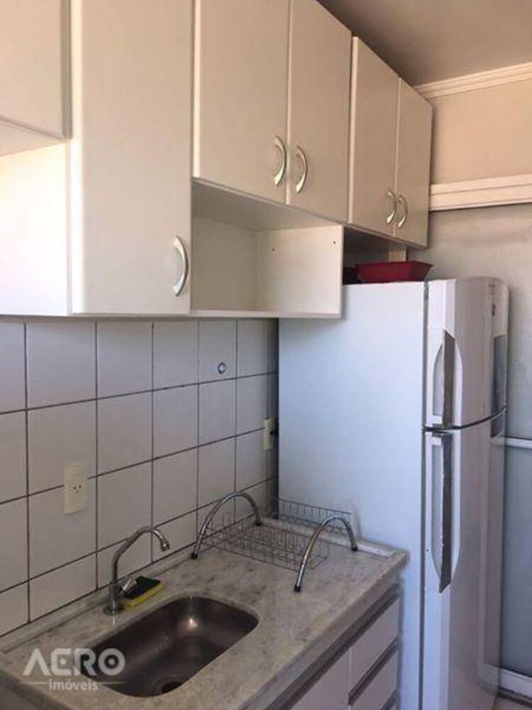 Apartamento à venda com 2 quartos, 48m² - Foto 1