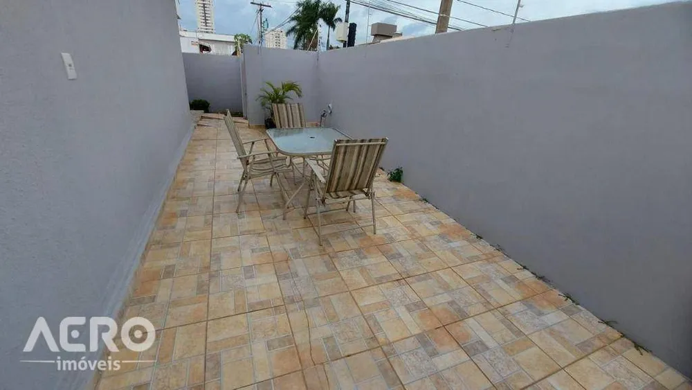 Casa, 3 quartos, 191 m² - Foto 2