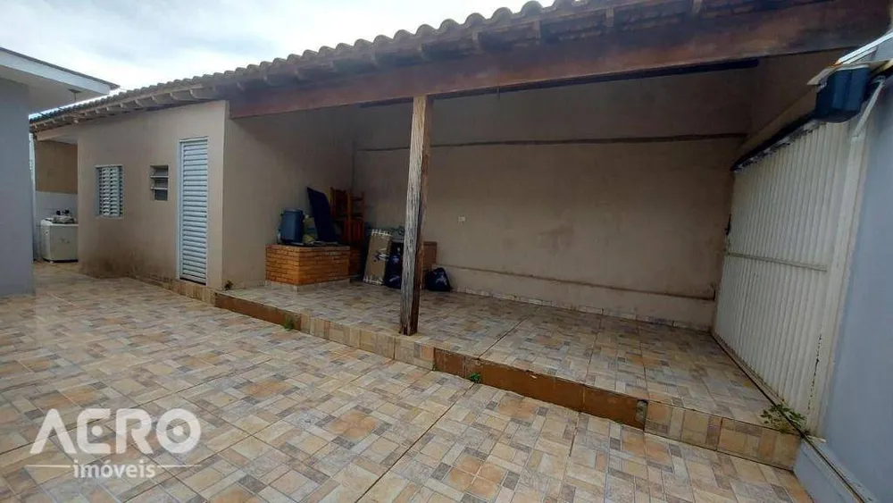 Casa, 3 quartos, 191 m² - Foto 2